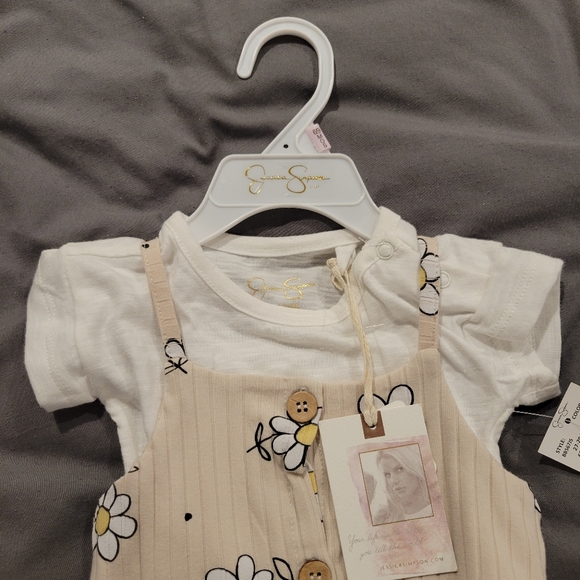 Jessica Simpson Daisy jumper set - Picture 3 of 5